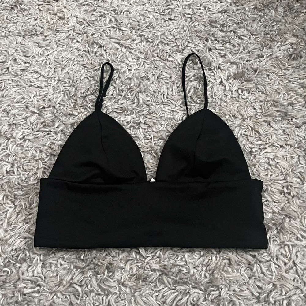 Out from under urban outfitters black cropped bralette tank size medium